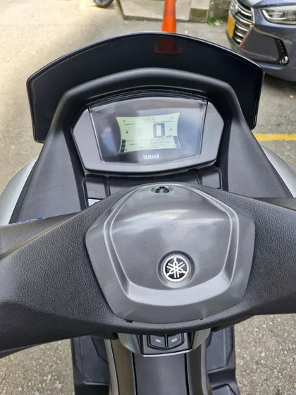 Yamaha N Max Gris Plata