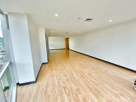 Oficina En Venta Ubicada En El Poblado Sector Manila (23375).