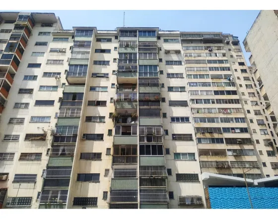 Lindo Y Amplio Apartamento En Los Ruices 115m2 2h+s/1b+s