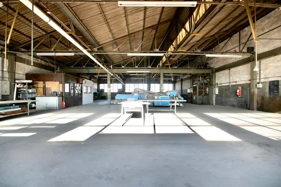 Venta Nave Industrial Galpón Comercial Avellaneda