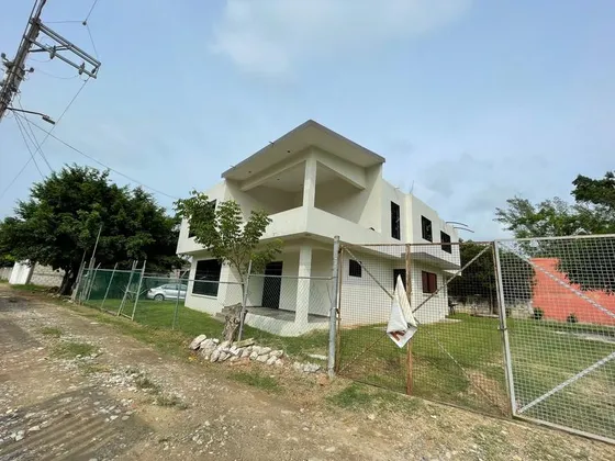Renta Casa 4 Rec. Amueblada Santiago De La Peña Tuxpan Ver