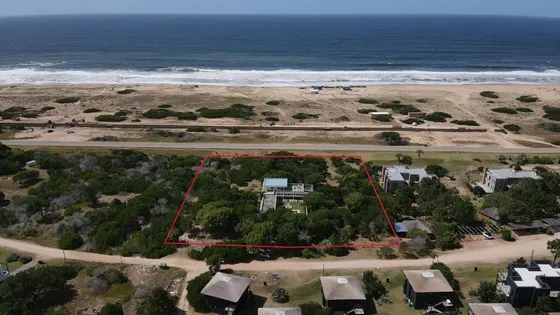 Venta De Espectacular Casa Frente Al Mar En Arenas De Ji (ref: Atm-7484)