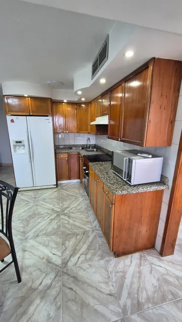 Venta Apartamento Isla De Margarita Pampatar Paraiso 2 Edificio Altin Excelente Ubicacion 