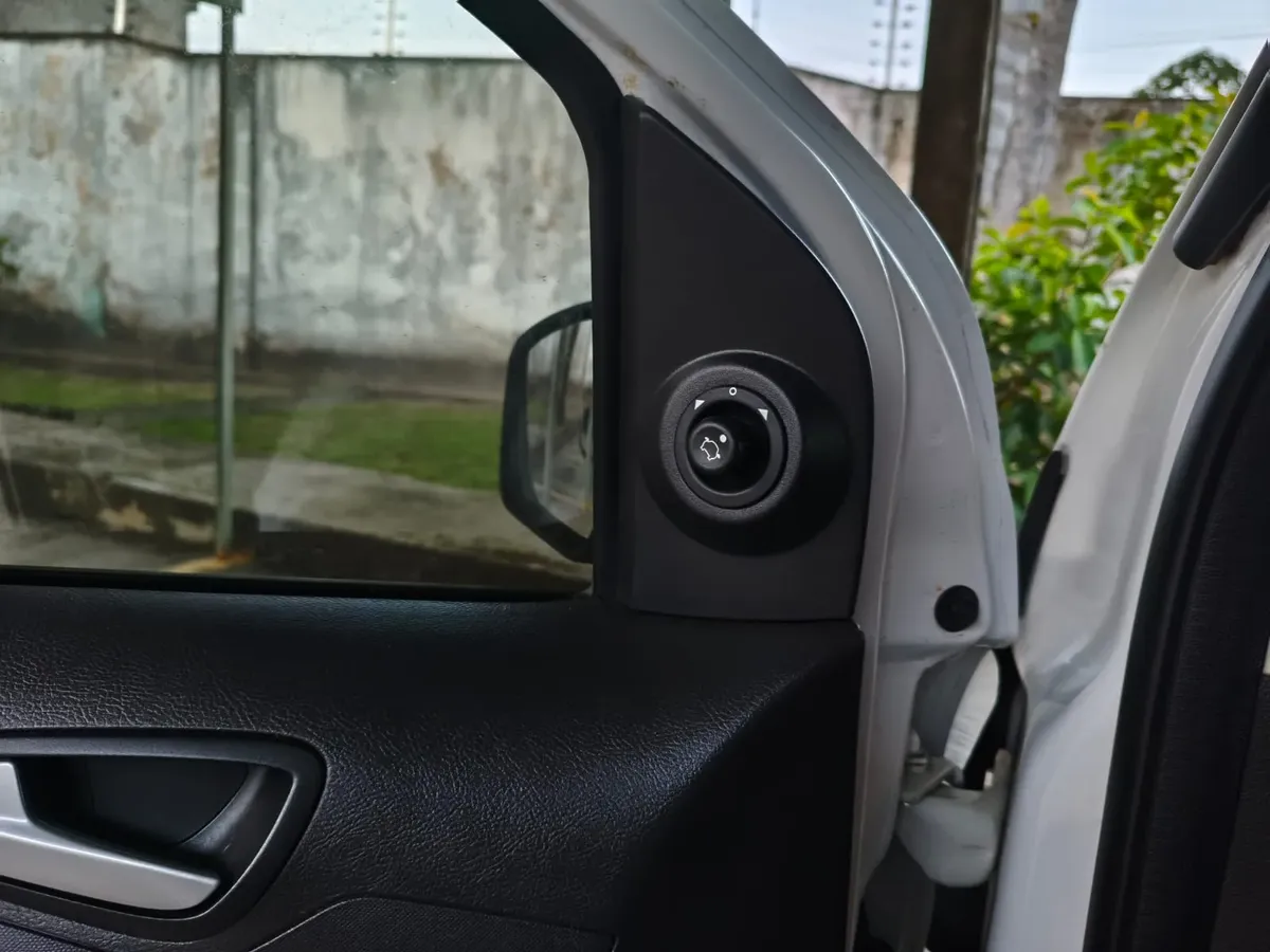 Ford Ka 2018 1.5 Sel Flex 5p — foto 9