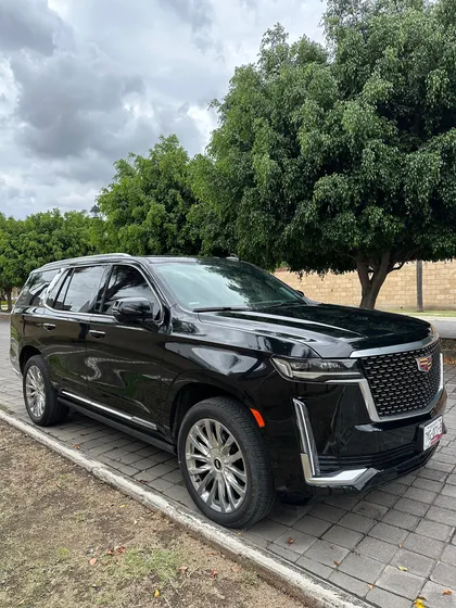 Cadillac Escalade Black Raven