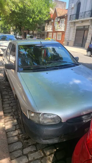 Ford Escort 1.8 Lx Aa Plus