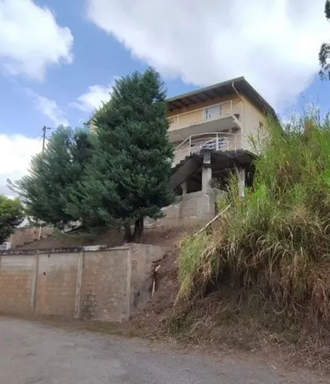Se Vende Hermosa Y Confortable Casa En Urbanización Club De Campo, Un Refugio En Las Montañas Em 