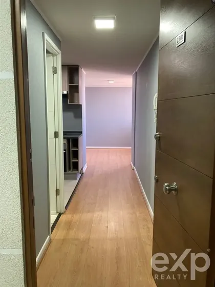 Homestudio Remodelado Con Bodega, Metro Ecuador