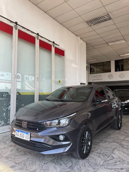 Fiat Cronos 1.3 Drive Mt