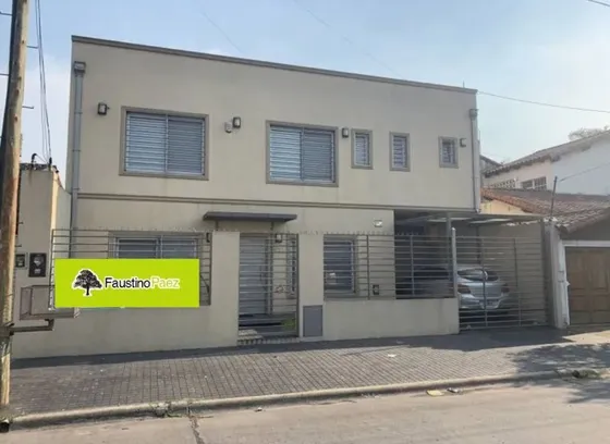 Casa En Venta En Villa Sarmiento