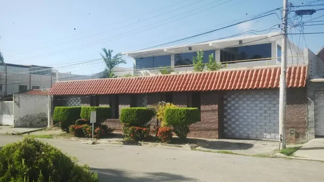 Casa Doble Altura Urbanización Playa El Angel