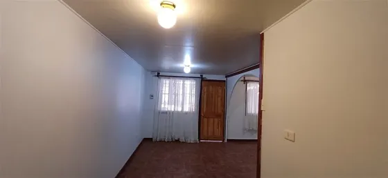 Terreno Con Casa Amplia En Venta De 3 Dorm. En Alto Hospicio