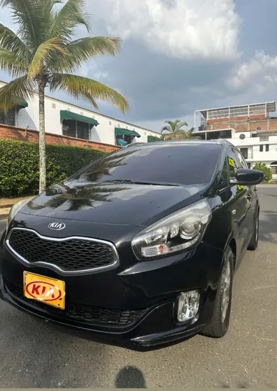 Kia Carens 2.0 Suv Ex
