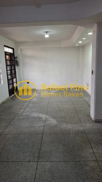 Se Alquila Local Comercial De 41m2 En Edif. Maria Gabriela, Calle Cumana Con Rivas, Cercano Al Sector Mercado Viejo De Maturin, Monagas. 