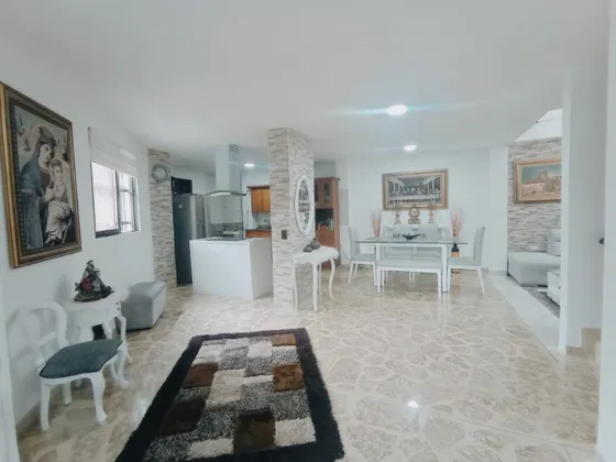 Casa En Venta En Medellín - Belén Cod 65264