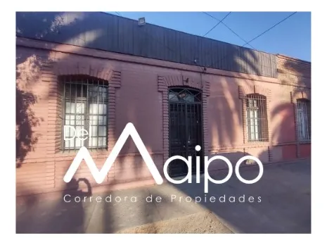 Comoda Casa En Calle Urmeneta A Una Cuadra De Av Colon.