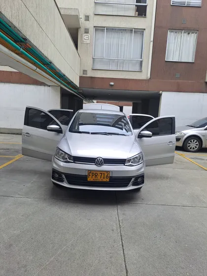 Volkswagen Voyage 1.6 Comfortline