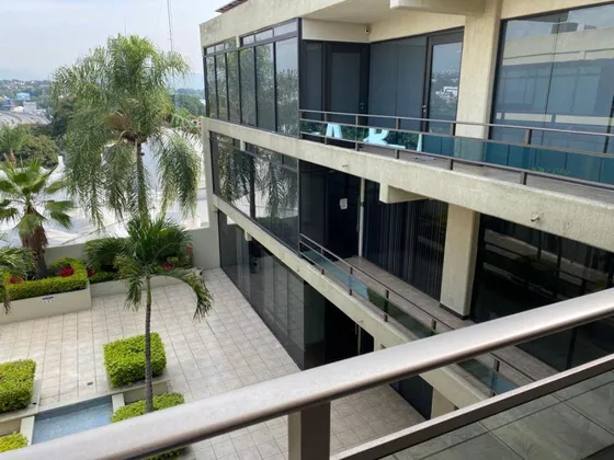 Oficina / Consultorio En Tabachines, Cuernavaca, Morelos - Ber-1032-of*