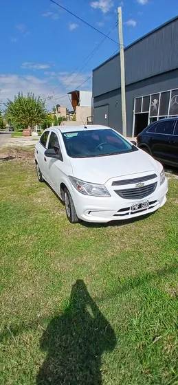 Chevrolet Onix 1.4 Lt 98cv