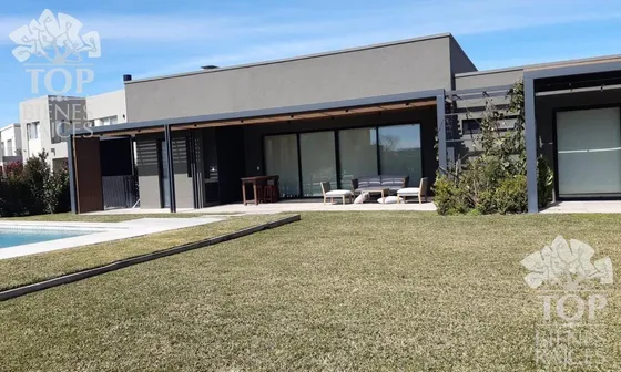 Casa  En Venta En Haras Santa Maria, Escobar, G.b.a. Zona Norte