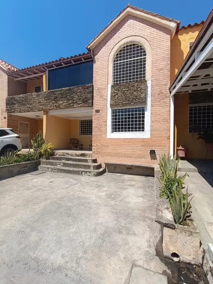 Townhouse En Los Frailes San Diego Vende Dayanna Vasquez Solo Clientes 