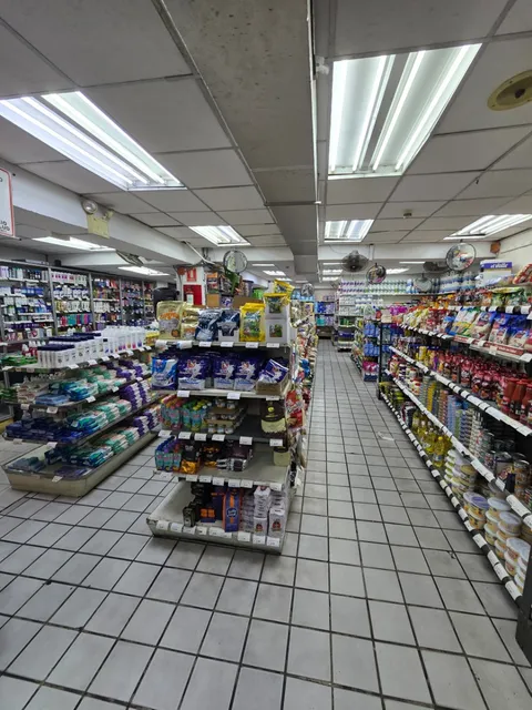 Local Comercial/ Venta De Local + Fondo De Comercio/ Av. Fuerzas Armadas/ 160m2 $350,000.00