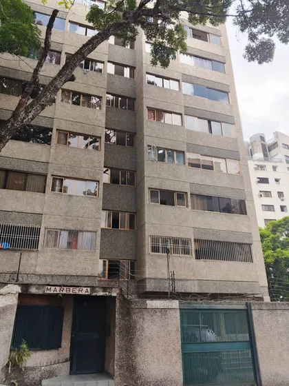 Alquiler De Apartamento En La Florida 2h/1b/1p
