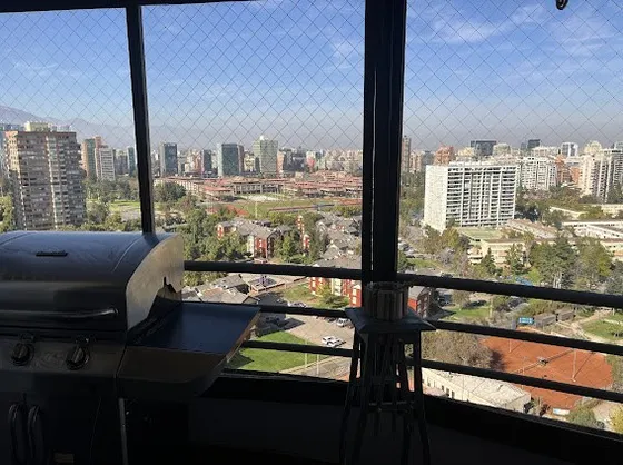 Departamento En Venta De 4 Dorm. En Las Condes