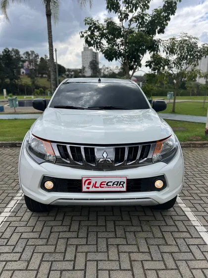 Mitsubishi L200 2.4 Triton Sport Gls Cab. Dupla 4x4 Aut. 4p