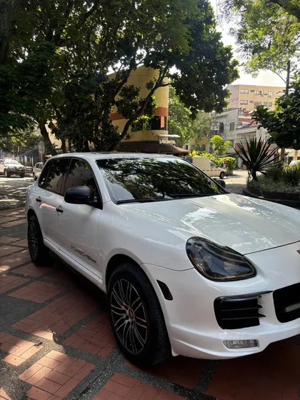 Porsche Cayenne 3.2 V6