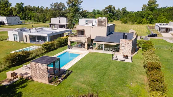 Casa En Venta En La Magdalena Canning 6 Ambientes