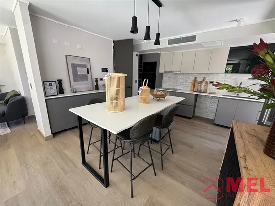 Casa En Arriendo De 3 Dorm. En Chicureo Piedra Roja