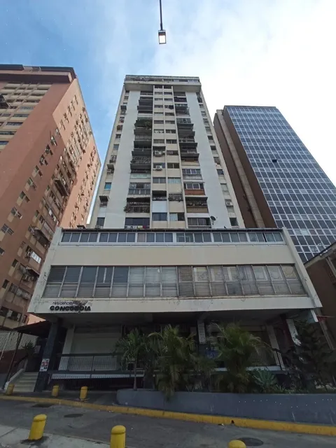 En Venta Apartamento Amplio Y Actualizado En Los Ruices Av. Francisco De Miranda