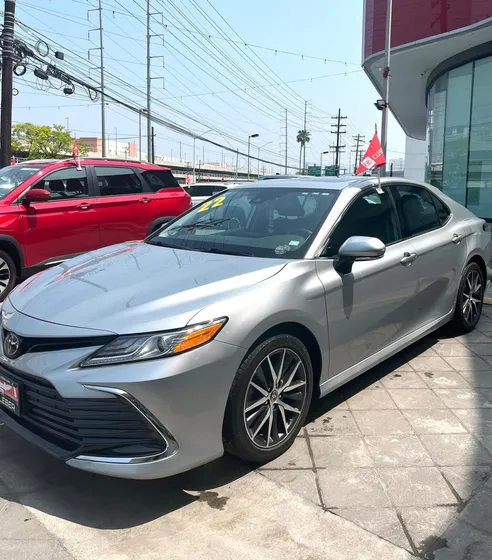 Toyota Camry 2.5 Xle At