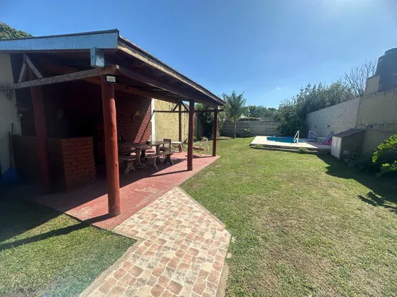 Casa En Venta En Merlo