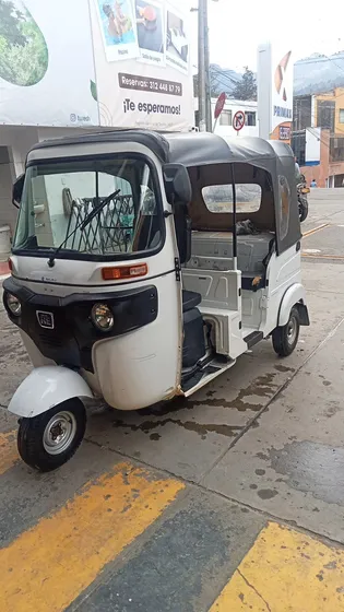 Motocarro Torito Bajai
