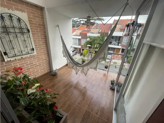 Casa Para La Venta En La Estrella Cerca Del Parque - Antioquia