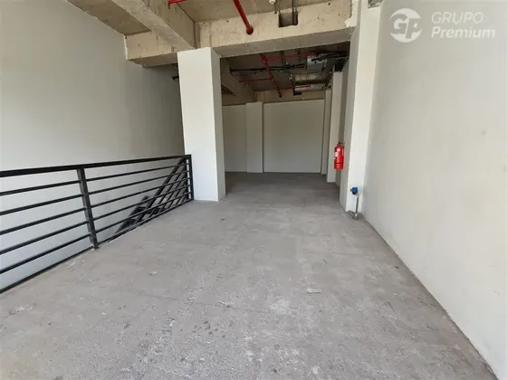 Local Comercial En Arriendo En Vitacura 165 M2