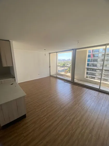 Hermoso Departamento Con Vista Despejada En Ñuñoa.