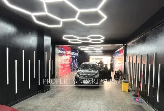 Local Comercial En Sector De Alta Densidad Habitac...