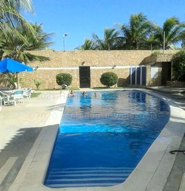 Yonny Silva Rentahouse Vende Hermoso Townhouse En Tucacas Rcys 25-14213