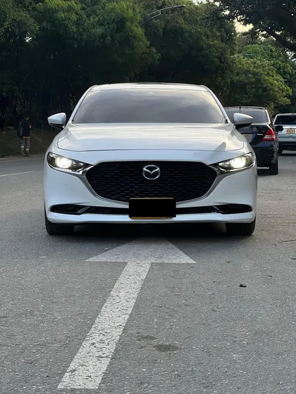 Mazda 3 2.0 Grand Touring