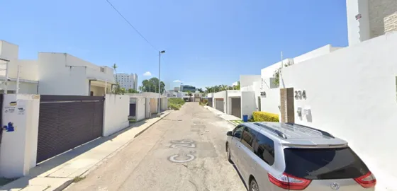 ¡ Casa En Venta ! (remate) - Colonia Altabrisa, Mérida, Yucatán -jcbb8