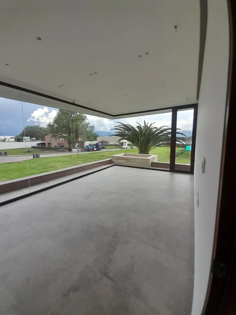 Puembo Vendo Hermosa Casa Por Estrenar 3 Dormitorios Jardín 