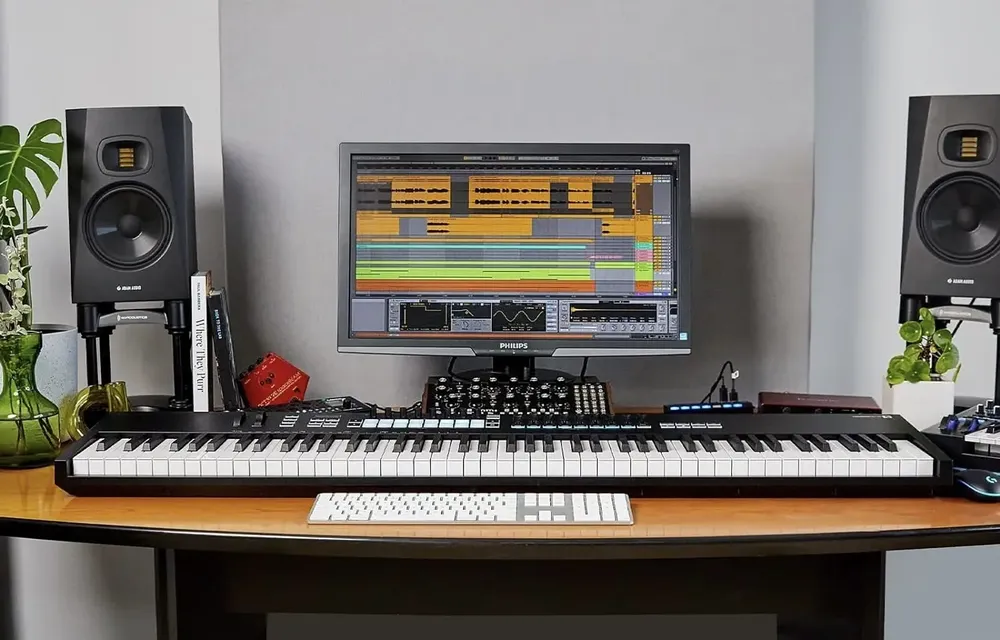 Teclado Controlador Novation Launchkey Mk3 88 Teclas Usb | Frete