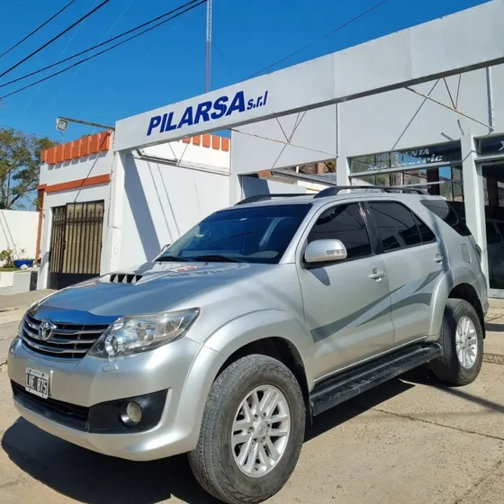 Toyota Sw4 3.0 Srv Cuero I 171cv 4x4