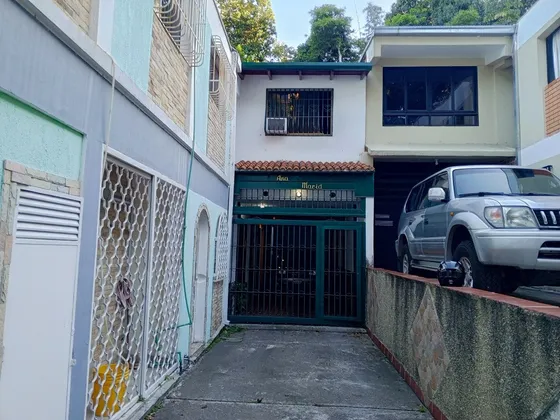 Venta . Casa.   La Trinidad.  Caracas 157283