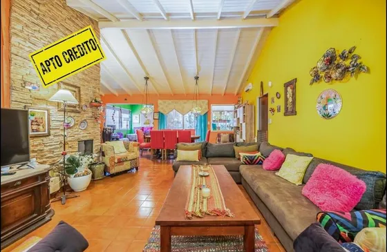 Venta Casa Quinta 4 Ambientes   - Casa De Huespedes