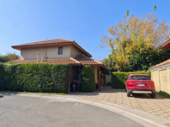 Casa 5 Dorm, 4 Baños, Sector Mar Tirreno/ Quilín, Peñalolén