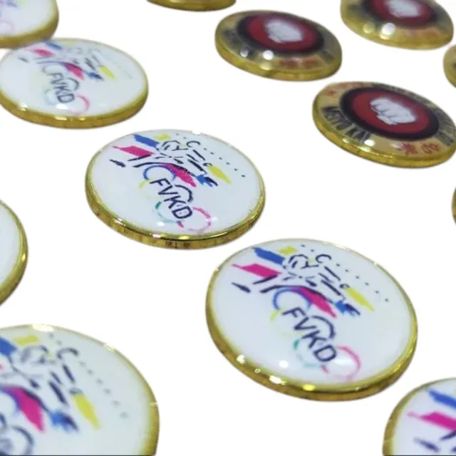Pines Botón Metálico De Reconocimiento Personalizados Vip